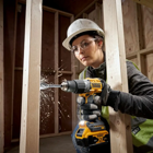 Kit DEWALT XR 18 V - BerbequimKit DEWALT XR 18 V +3 Baterias+Carregador+2 Malas